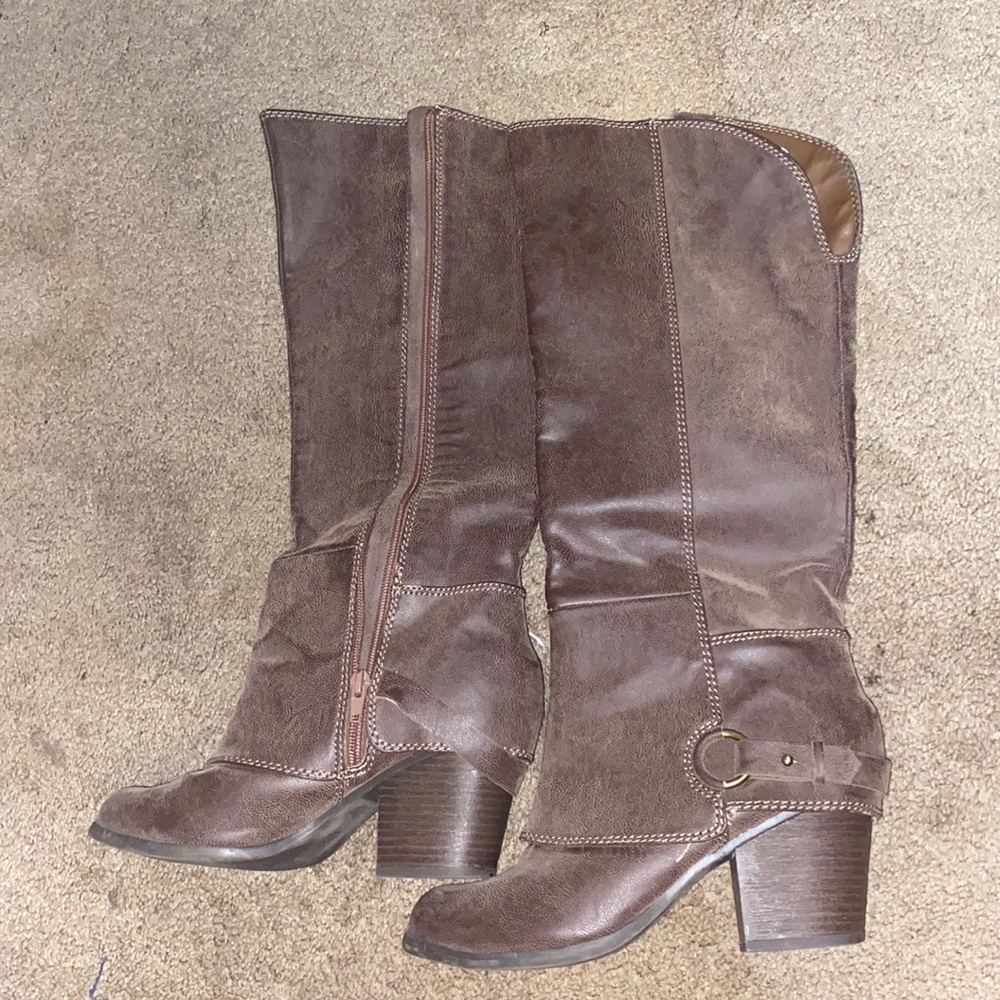 Nice new boots , never used , condition is great